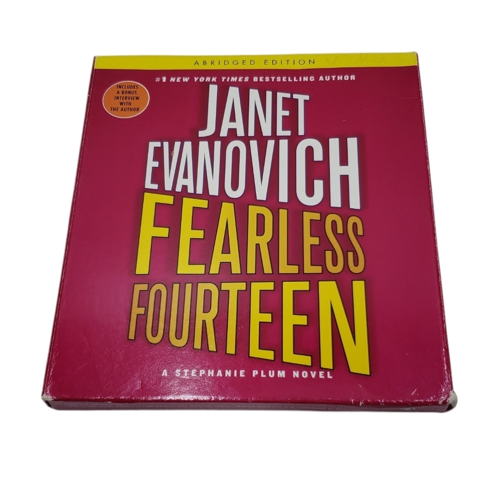 🔷️Janet Evanovich CD Audio Book Fearless Fourteen Stephanie Plum Series